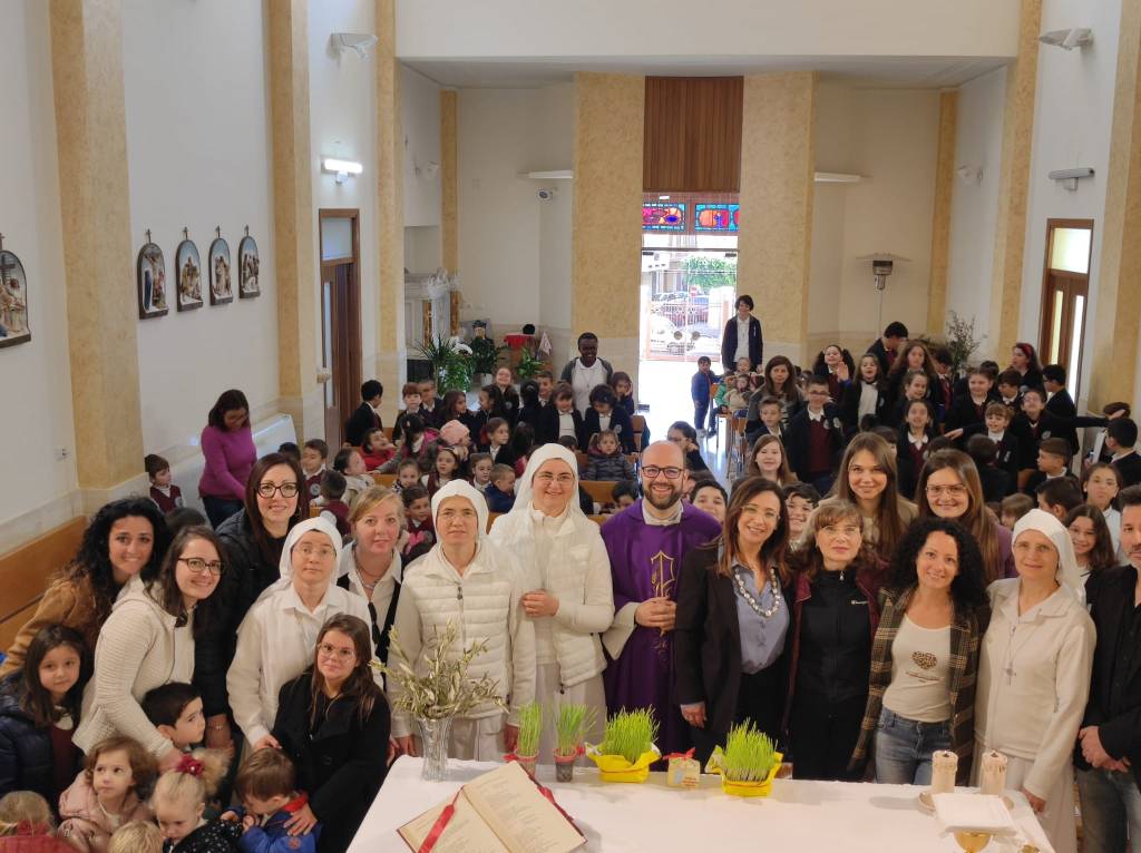 DALLA SETTIMANA SANTA A&nbsp;PASQUA.